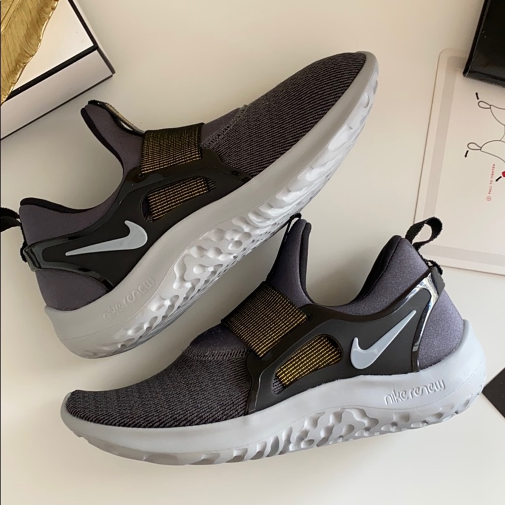 NWT Nike renew freedom grey running shoes - Picture 5 of 8